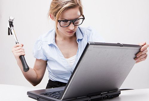 10 Thói Quen Xấu Nên Bỏ Khi Sử Dụng Laptop Và Giải Pháp